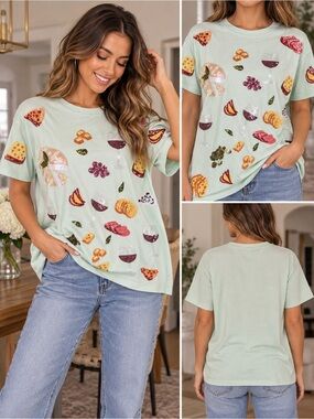 QUEEN OF SPARKLES Mint Short Sleeve Snack-Print Tee